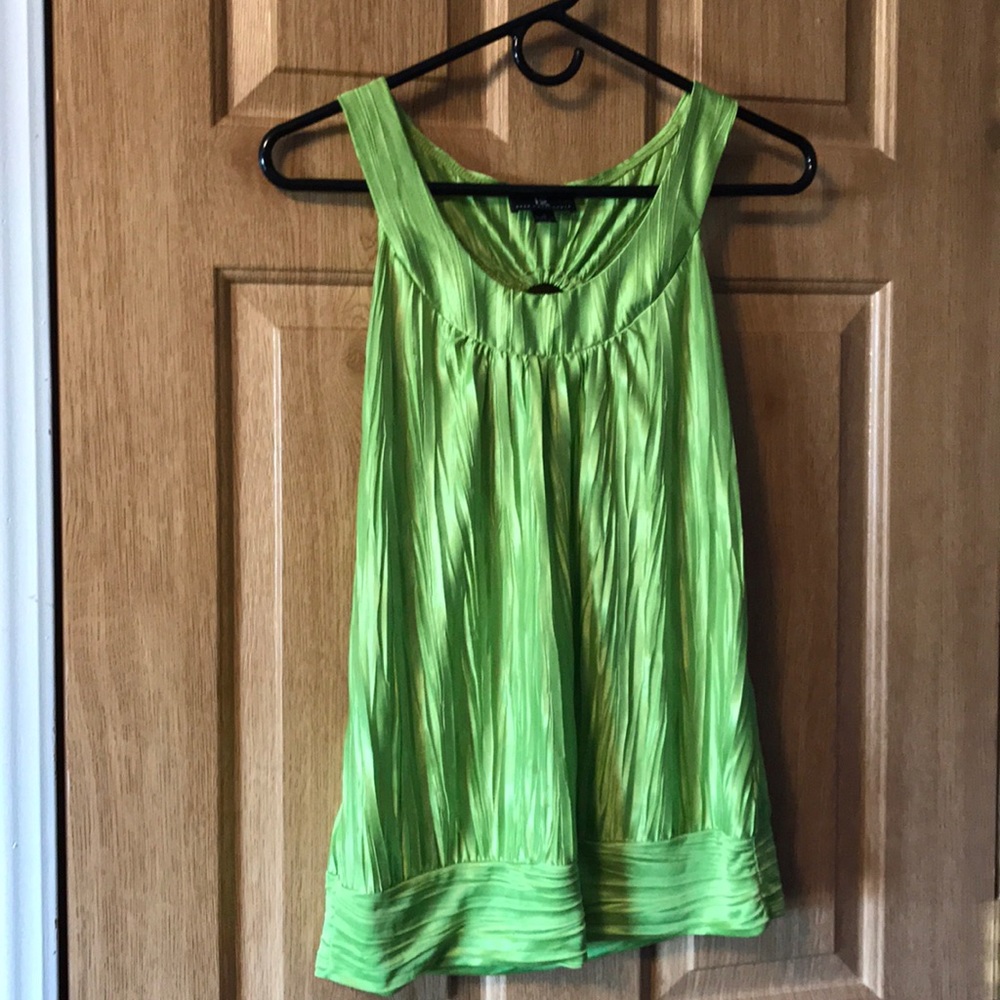 Dressy fun tank